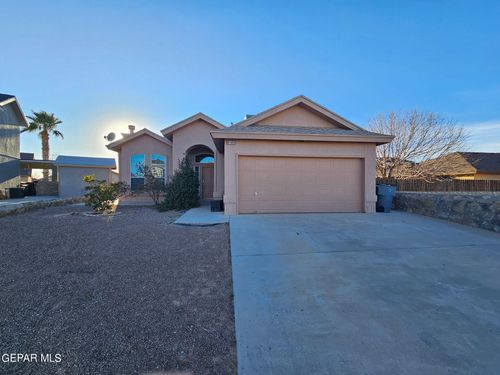 4109 Tierra Keto Pl, El Paso, TX, 79938-5339 | Card Image