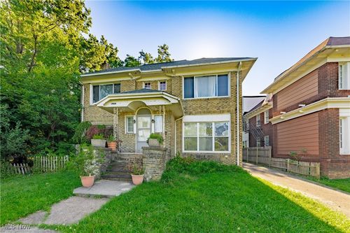 3240 Euclid Heights Blvd, Cleveland Heights, OH, 44118-1860 | Card Image