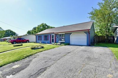 5255 Penway Street, House other with 3 bedrooms, 2 bathrooms and null parking in Indianapolis IN | Image 2