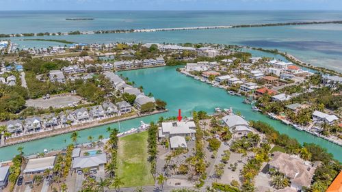 152 N Indies Dr, Duck Key, FL, 33050-3703 | Card Image