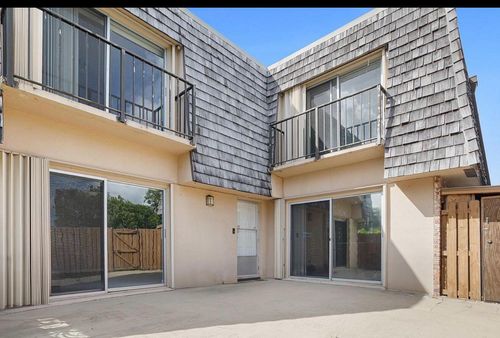 2717 Se 27th Way, Boynton Beach, FL, 33435-8952 | Card Image