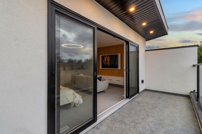 2118 Victoria Cres Nw, House other with 4 bedrooms, 4 bathrooms and 2 parking in Calgary AB | Image 37