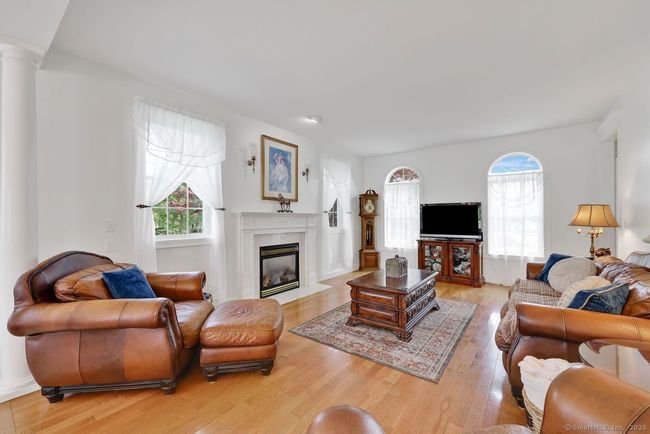 197 Shadow Pond Ln, House other with 4 bedrooms, 4 bathrooms and 6 parking in Suffield CT | Image 13