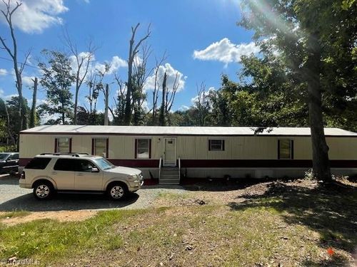 3857 S Nc Highway 150, Lexington, NC, 27295-6068 | Card Image