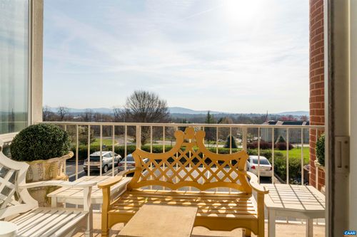 1208-500 Crestwood Dr, CHARLOTTESVILLE, VA, 22903-4854 | Card Image
