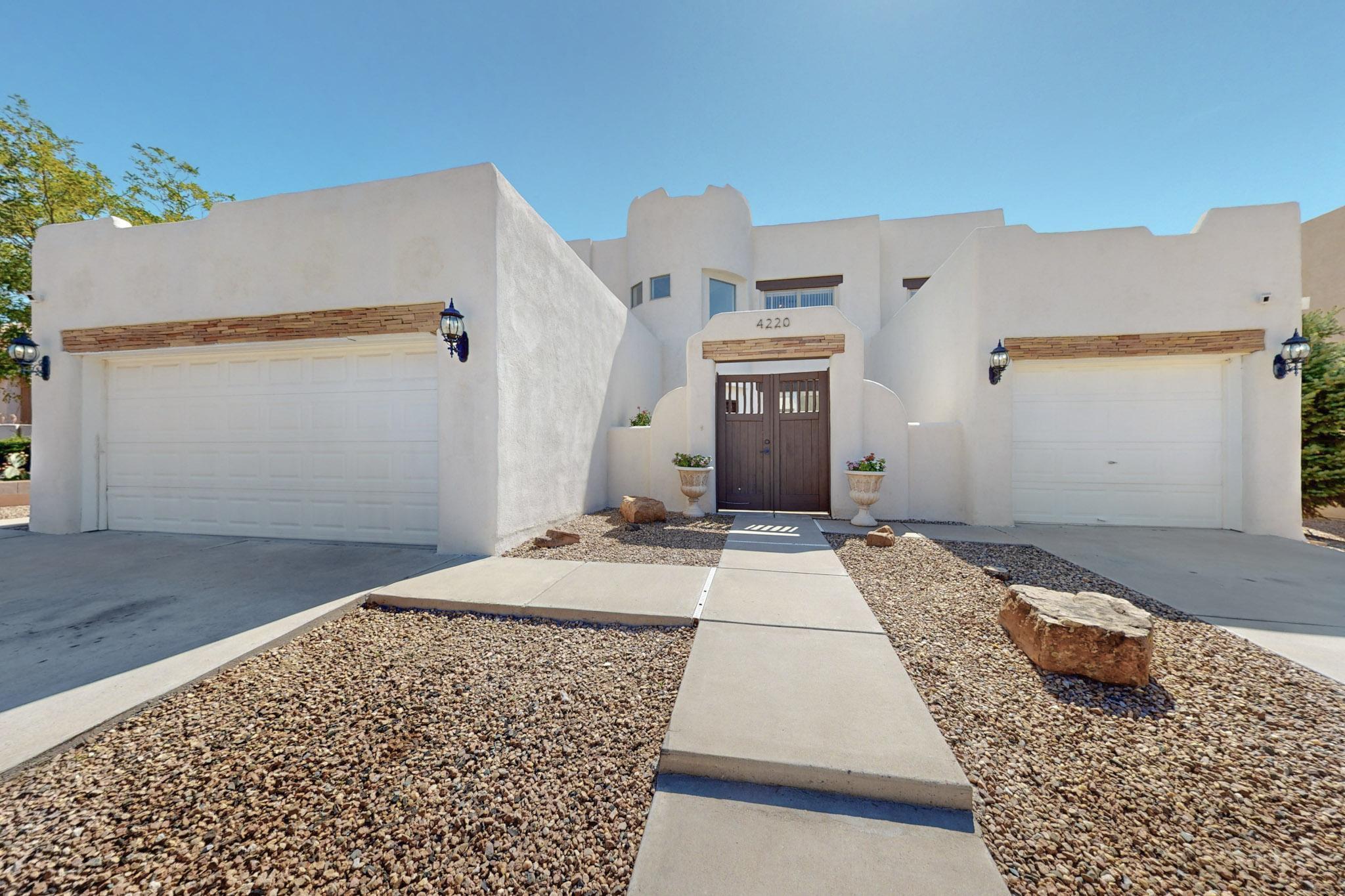 Saddleback Rd, Albuquerque, NM 87114