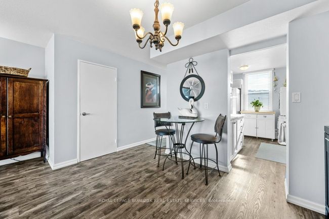 522 - 350 Quigley Rd, Condo with 3 bedrooms, 1 bathrooms and null parking in Hamilton ON | Image 9
