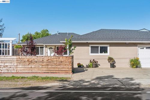 417 Maitland Dr, Alameda, CA, 94502-6748 | Card Image