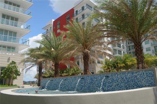 601-7825 Nw 107th Ave, Doral, FL, 33178-4433 | Card Image