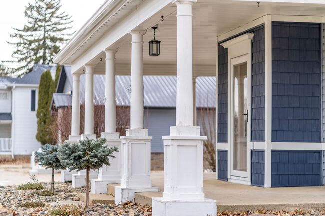 806 E Main St, Home with 4 bedrooms, 2 bathrooms and null parking in New Hampton IA | Image 34