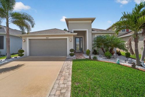 9017 Spruce Creek Cir, Riverview, FL, 33578-9051 | Card Image