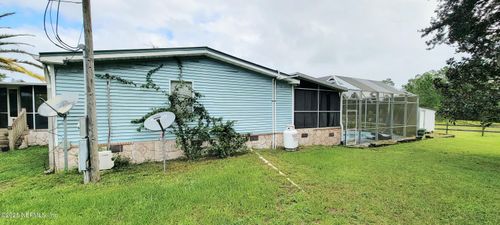 390 E State Road 100, San Mateo, FL, 32187-2361 | Card Image