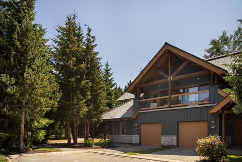 4608 Montebello Pl, Whistler, BC, V8E0Z4 | Card Image