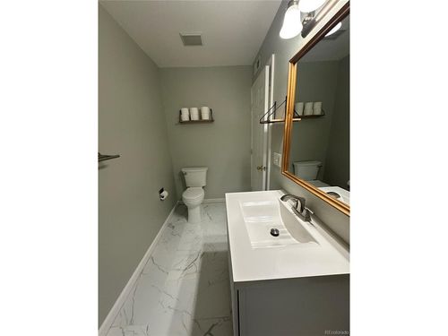 apt-111-13085 W Cedar Dr, Lakewood, CO, 80228-1955 | Card Image