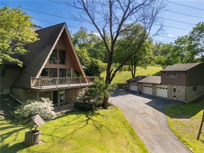 4345 Green Garden Rd, House other with 5 bedrooms, 2 bathrooms and 3 parking in Raccoon Twp PA | Image 1