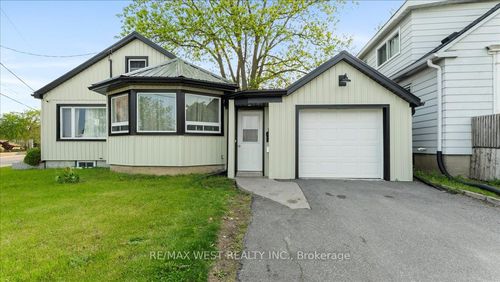 134 Dundas St W, Belleville, ON, K8P1A5 | Card Image