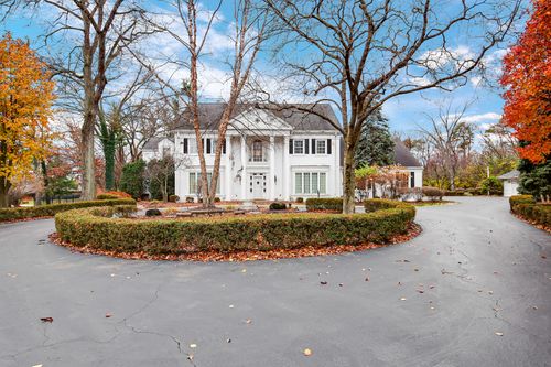 9S174 Drew Ave, Burr Ridge, IL, 60527-5935 | Card Image