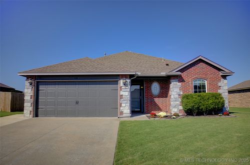 13402 N 131st East Ave, Collinsville, OK, 74021-4453 | Card Image