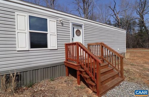 169 Old Darby Town Rd, Dillwyn, VA, 23936-2529 | Card Image