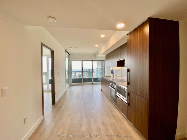 5001 - 3 Concord Cityplace Way, Condo with 1 bedrooms, 1 bathrooms and null parking in Toronto ON | Image 6