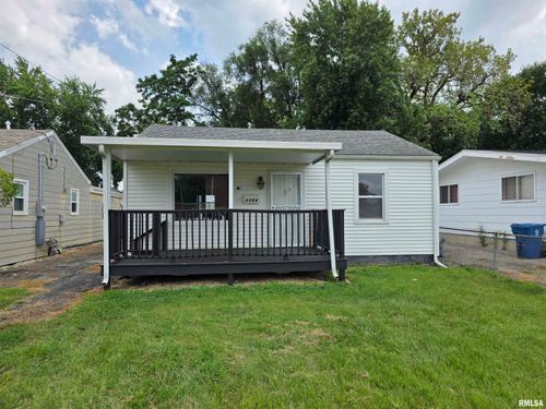 2124 Cincinnati Ave, Springfield, IL, 62702-4216 | Card Image