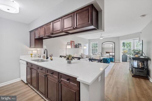 apt-1225-3315 Wyndham Cir, ALEXANDRIA, VA, 22302-4324 | Card Image