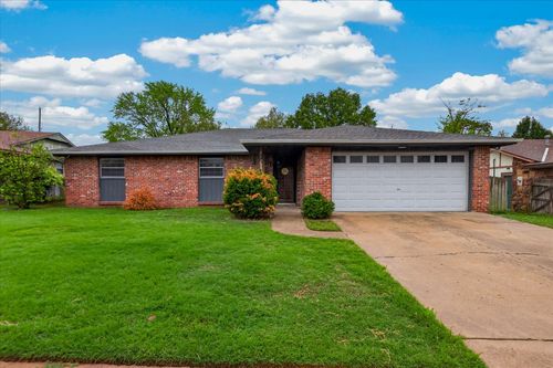 4901 Rolling Meadows Rd, Bartlesville, OK, 74006-5535 | Card Image