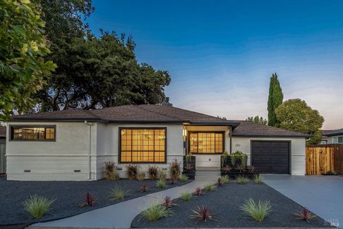 2112 Berkeley Dr, Santa Rosa, CA, 95401-3612 | Card Image