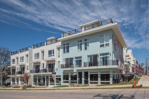 201-345 Douglas Ave, Nashville, TN, 37207-5199 | Card Image