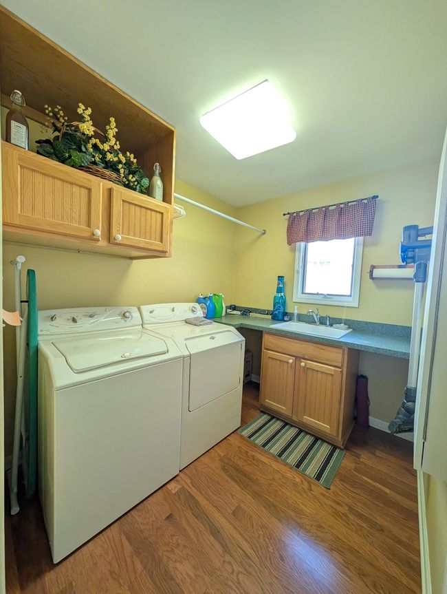 7259 Maplecrest Cir, Condo with 2 bedrooms, 3 bathrooms and null parking in Swartz Creek MI | Image 15