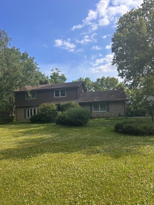 1523 Galaxy Ct, Cedarburg, WI, 53012-9331 | Card Image