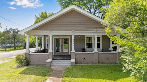 2901 N Chamberlain Ave, Chattanooga, TN, 37406-3904 | Card Image