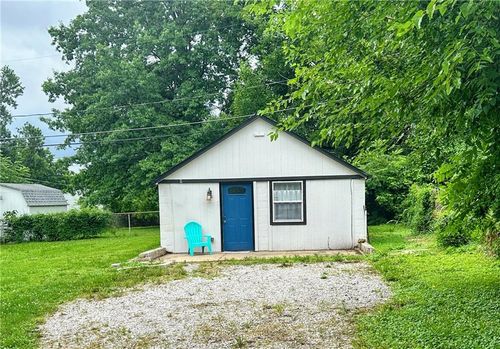 1133 S Haden St, Independence, MO, 64050-4733 | Card Image