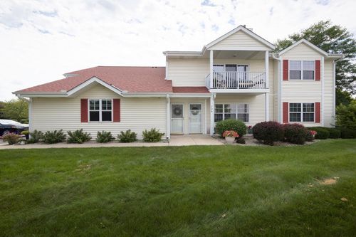 3-724 Wood River Court, West Bend, WI, 53095 | Card Image