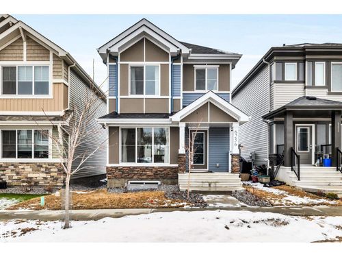 6256 175 Ave Nw, Edmonton, AB, T5Y4H3 | Card Image