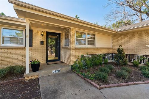 2928 Nw 70th St, Oklahoma City, OK, 73116-3213 | Card Image