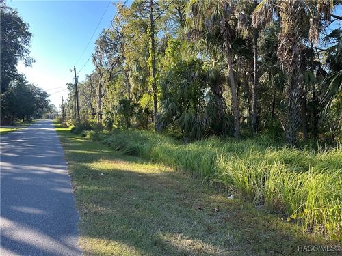 6291 W Arter St, Crystal River, FL, 34429-7691 | Card Image