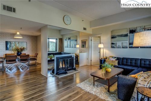 unit-2313-303 Sugar Top Dr, Sugar Mountain, NC, 28604-4313 | Card Image