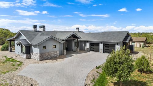 4810 W Three Forks Rd, Prescott, AZ, 86305-9757 | Card Image