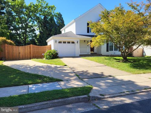 805 Cattail Ln Ne, LEESBURG, VA, 20176-2446 | Card Image
