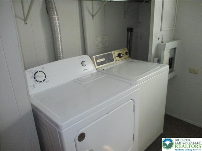 713 Engler Rd, House other with 2 bedrooms, 1 bathrooms and null parking in Nazareth PA | Image 10