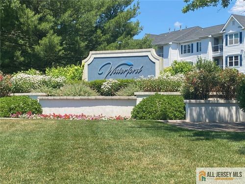 224 Waterford Dr, Edison, NJ, 08817-1914 | Card Image