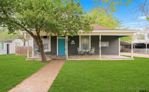 310 W Elm St, Winnsboro, TX, 75494-2443 | Card Image