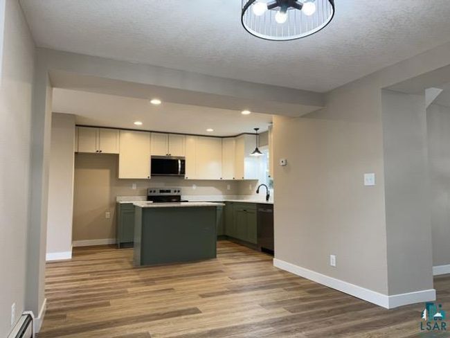 402 N Elba Ave, House other with 2 bedrooms, 1 bathrooms and null parking in Eveleth MN | Image 14
