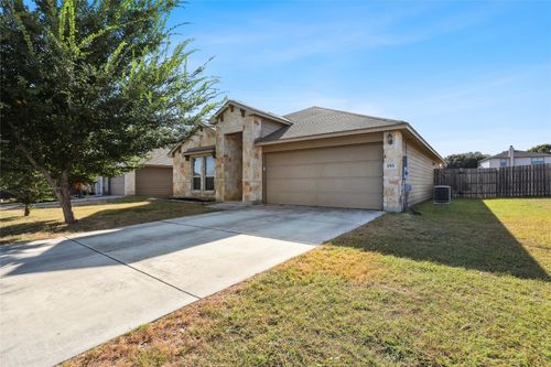 193 Cazador Dr, San Marcos, TX, 78666-6865 | Card Image