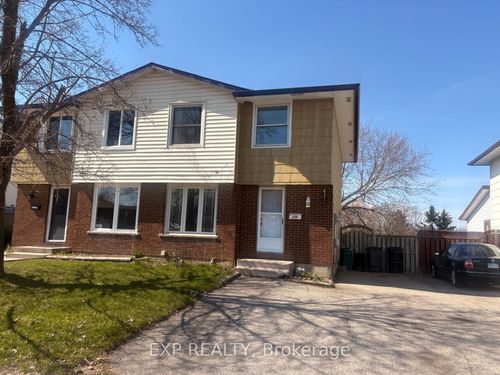 106 Hillmer Rd, Cambridge, ON, N1R6N7 | Card Image