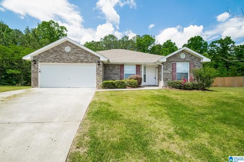 450 Marsh Cir, CALERA, AL, 35040-5031 | Card Image