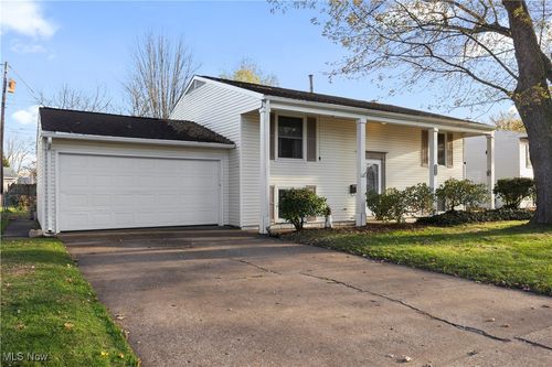 2156 S Oldgate St, Sandusky, OH, 44870-5165 | Card Image