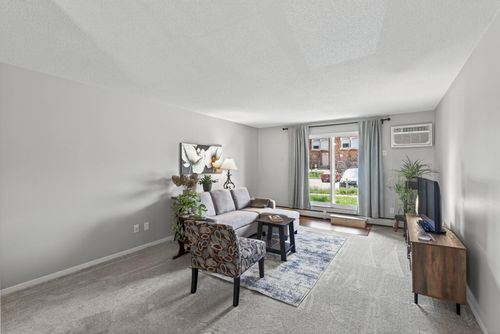 104-7412 W 22nd St, Saint Louis Park, MN, 55426-2648 | Card Image