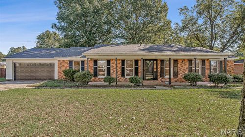 600 Butler Dr, Kennett, MO, 63857-2704 | Card Image